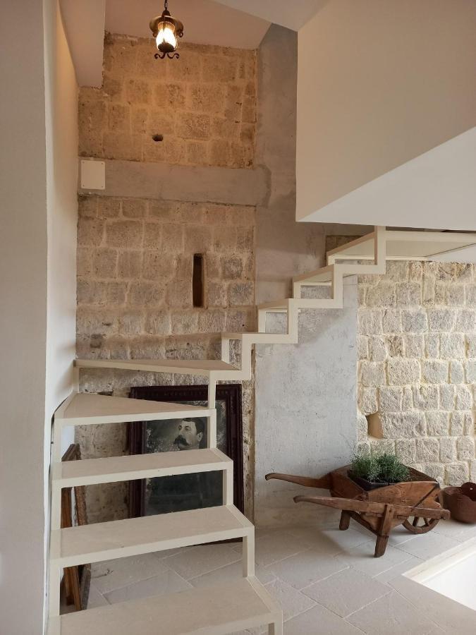 Le Petit Palais - Naples Bed & Breakfast Екстериор снимка
