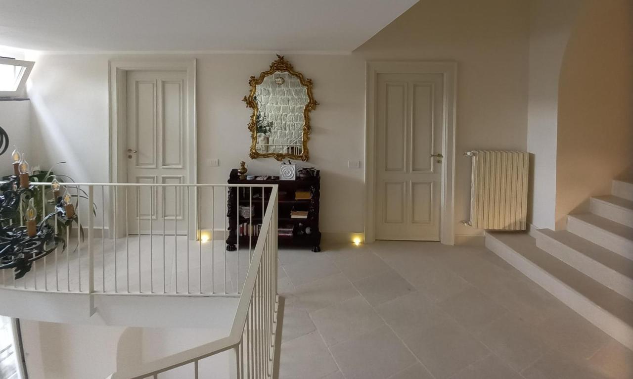 Le Petit Palais - Naples Bed & Breakfast Екстериор снимка