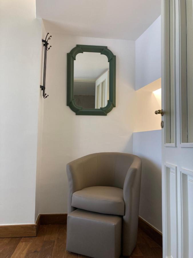 Le Petit Palais - Naples Bed & Breakfast Екстериор снимка