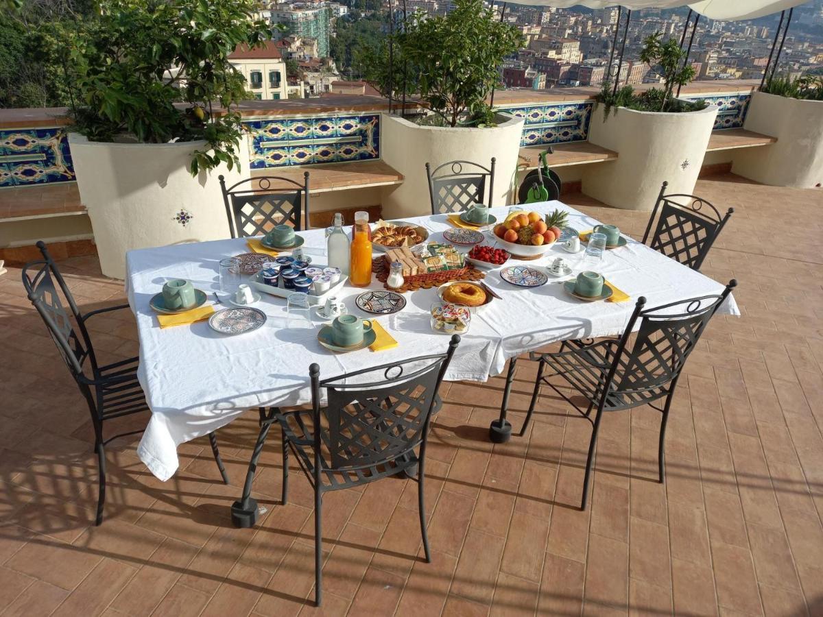 Le Petit Palais - Naples Bed & Breakfast Екстериор снимка