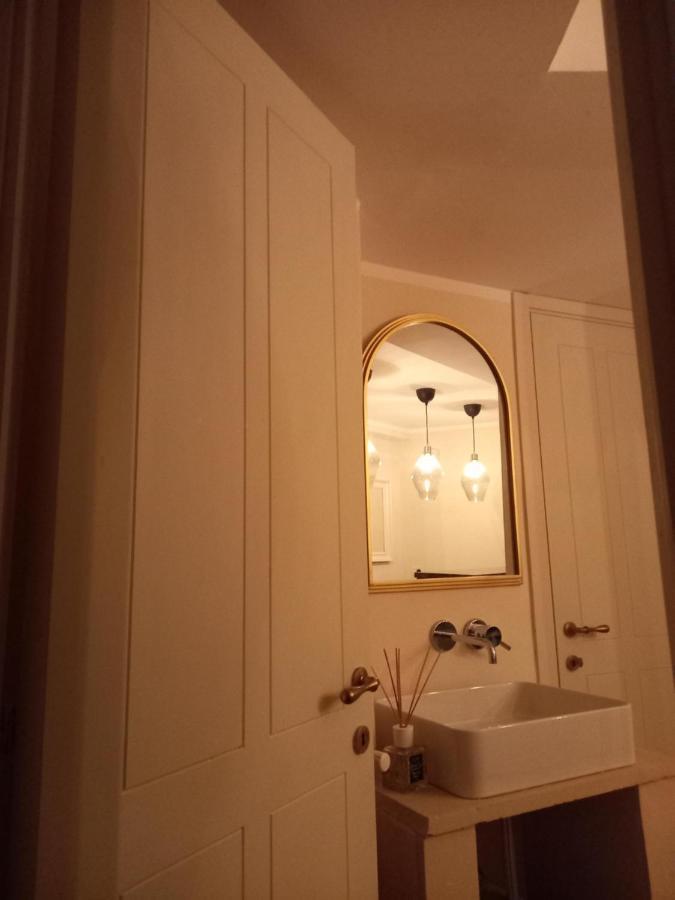 Le Petit Palais - Naples Bed & Breakfast Екстериор снимка