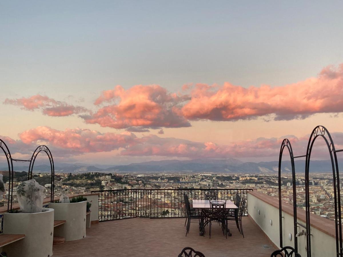 Le Petit Palais - Naples Bed & Breakfast Екстериор снимка