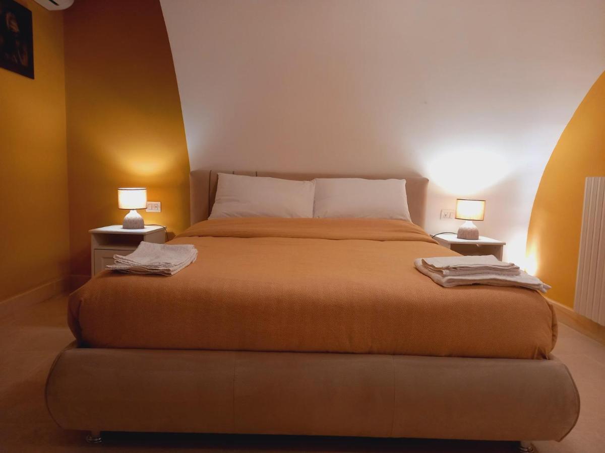 Le Petit Palais - Naples Bed & Breakfast Екстериор снимка