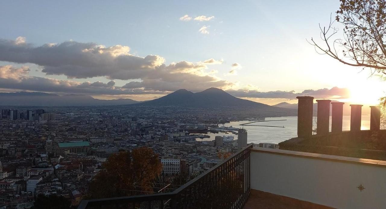 Le Petit Palais - Naples Bed & Breakfast Екстериор снимка