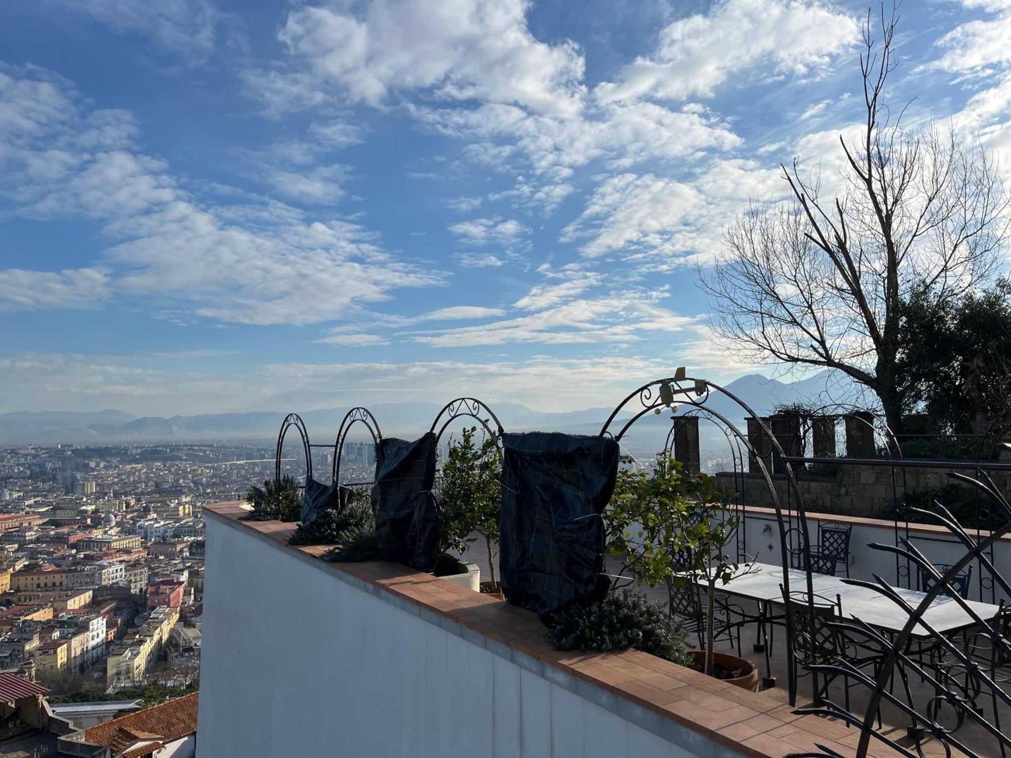 Le Petit Palais - Naples Bed & Breakfast Екстериор снимка